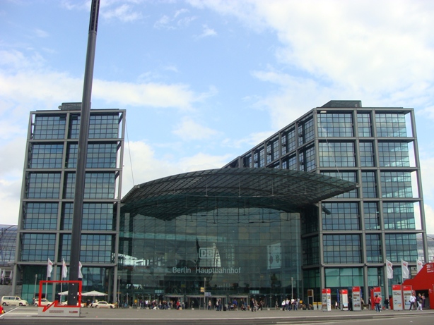 11-Berlin Hauptbahnhof